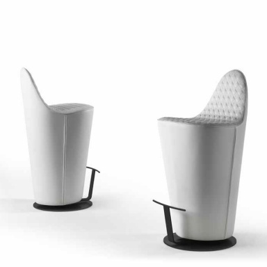The Swan Chair Sgabello