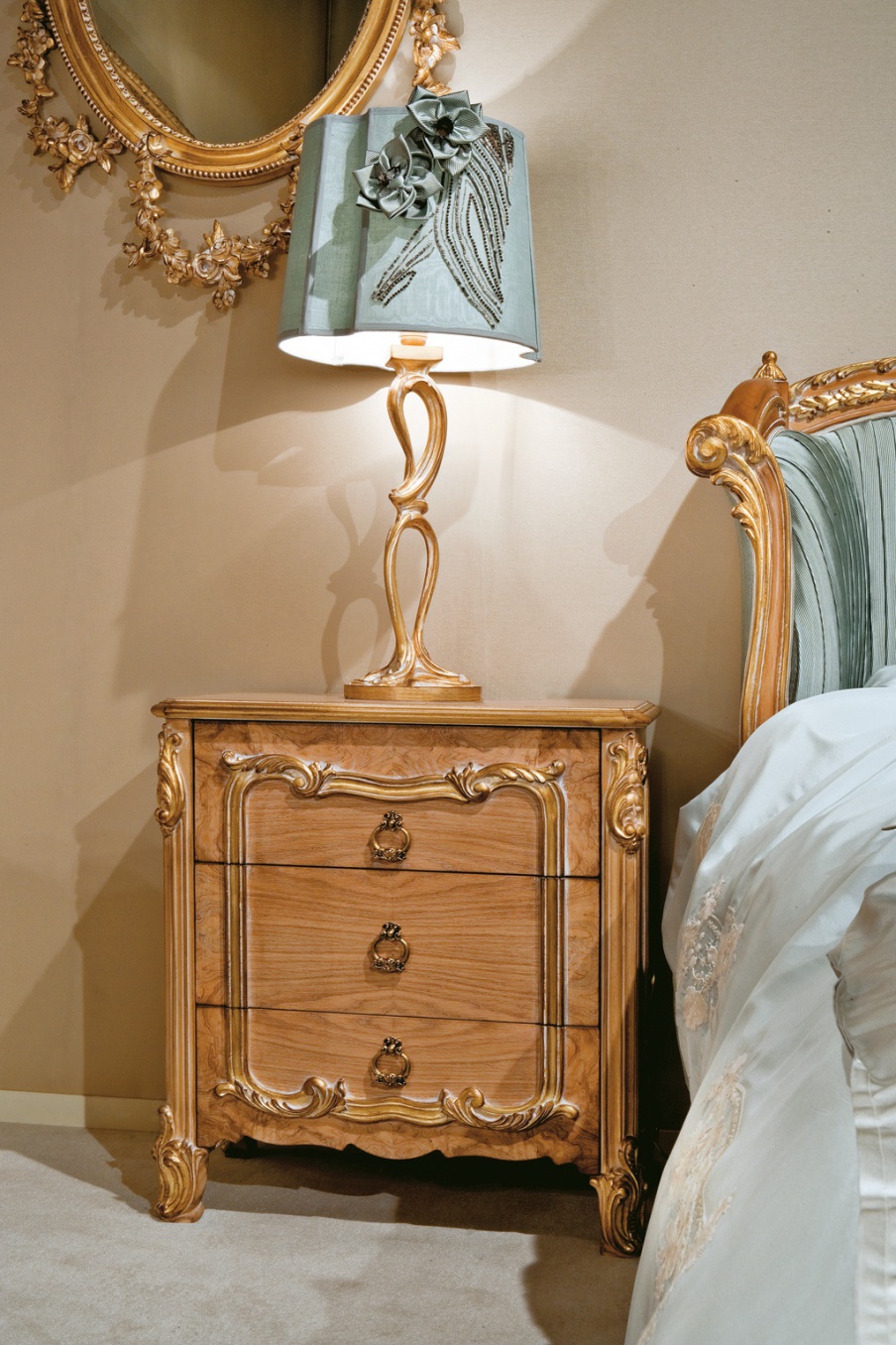 Bedside table, Medea
