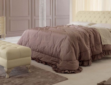 Set for the bedroom in leather on carved legs George, Tosconova