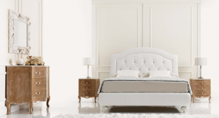 Headsets for bedrooms in the skin and an interline interval Bastiglia, Tosconova