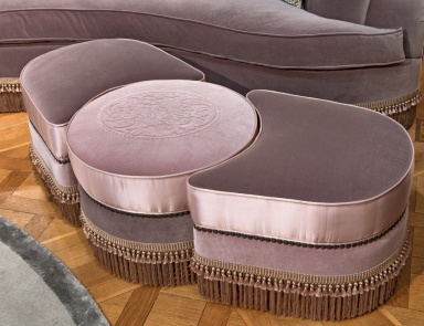 The pouf is round, Medea