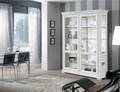 Showcase with glass doors and shelves, Mirandola Export