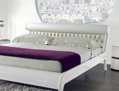 Bed with carved headboard Belle Amour, Reflex Angelo