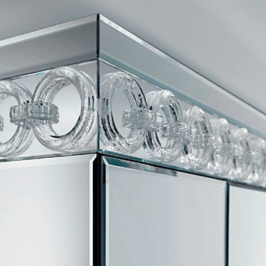 The Cabinet is modular Casanova