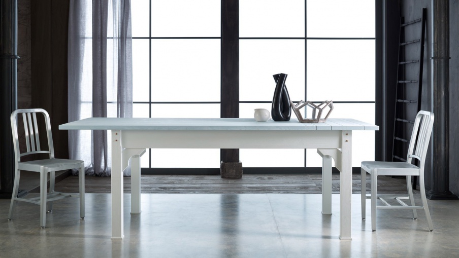 Plinio rectangular table in classic design, Callesella
