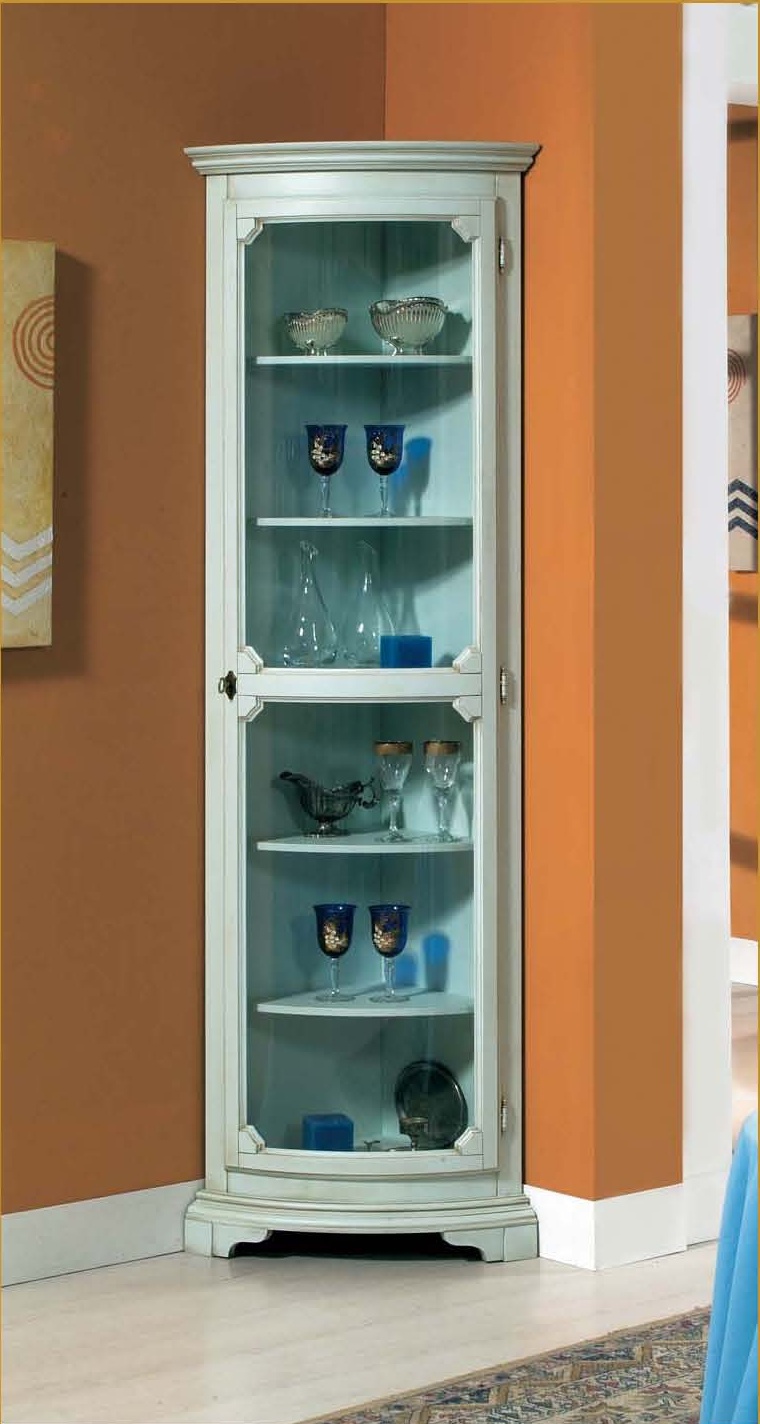 Angular show-window with semicircular facade, Mirandola Export