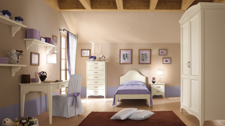 A set for the bedroom with single bed will be exposed Callesella 
