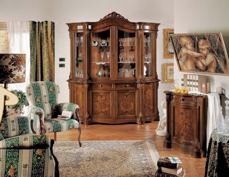 Sideboard with inlay and carvings, Mirandola Export
