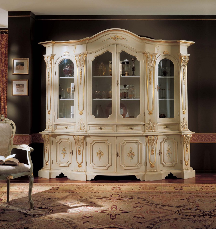 A sideboard with a decorative pattern, Mirandola Export