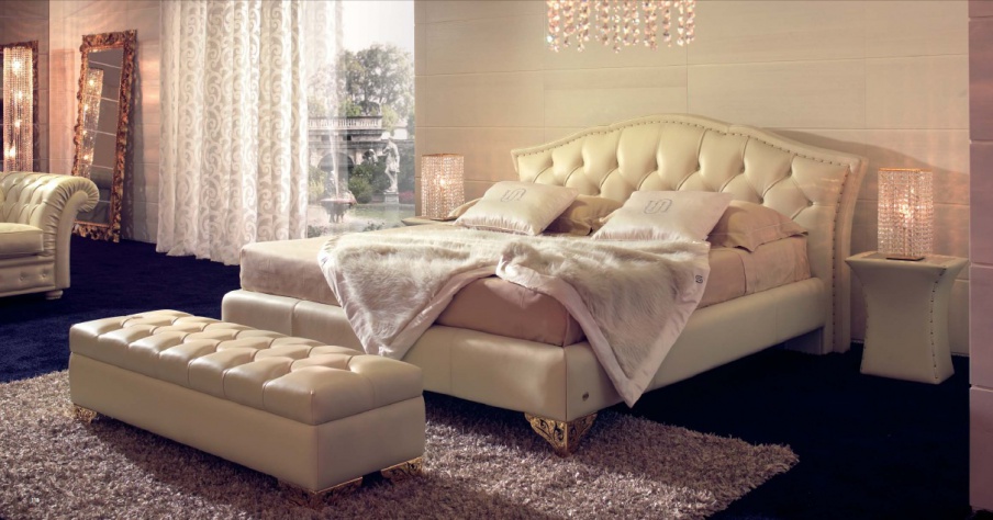 Set for bedroom on gilded legs Illusion, Tosconova