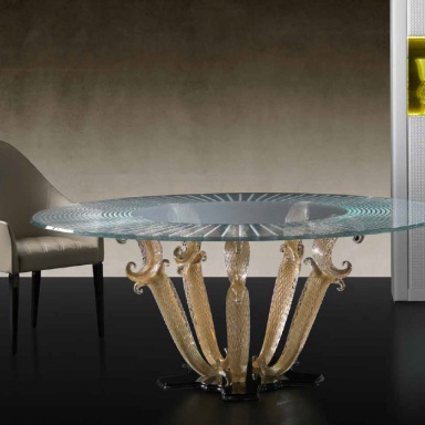 The Casanova dining table 72