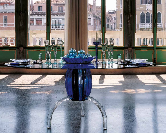 Dining table with ribbed legs Sumo, Reflex Angelo