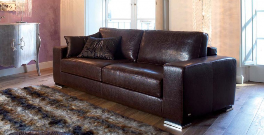Three-seater sofa with metal legs Metropol, Tosconova