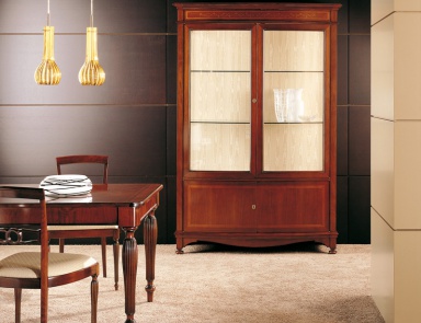 Showcase with hinged doors, Medea