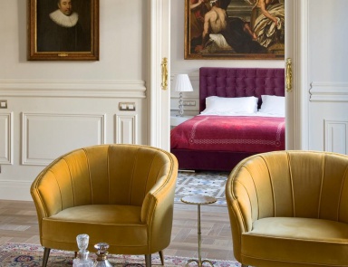 Armchair with a wide seat MAYA, Brabbu