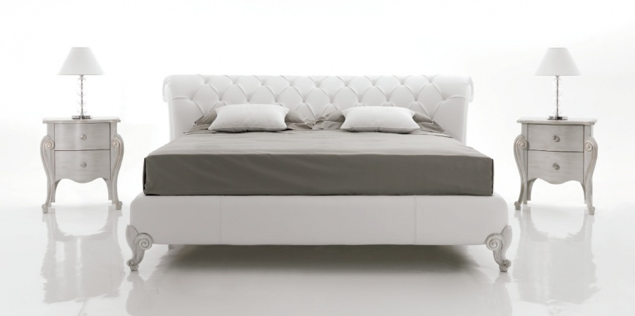 Bed in leather with a high headboard in zig Panther Evolution, Tosconova
