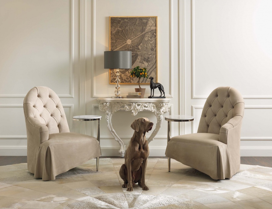 A chair with one armrest Ambiguous, Tosconova