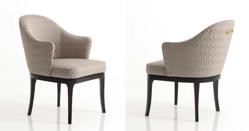 The semi-open chair on the skeleton Lord, Tosconova