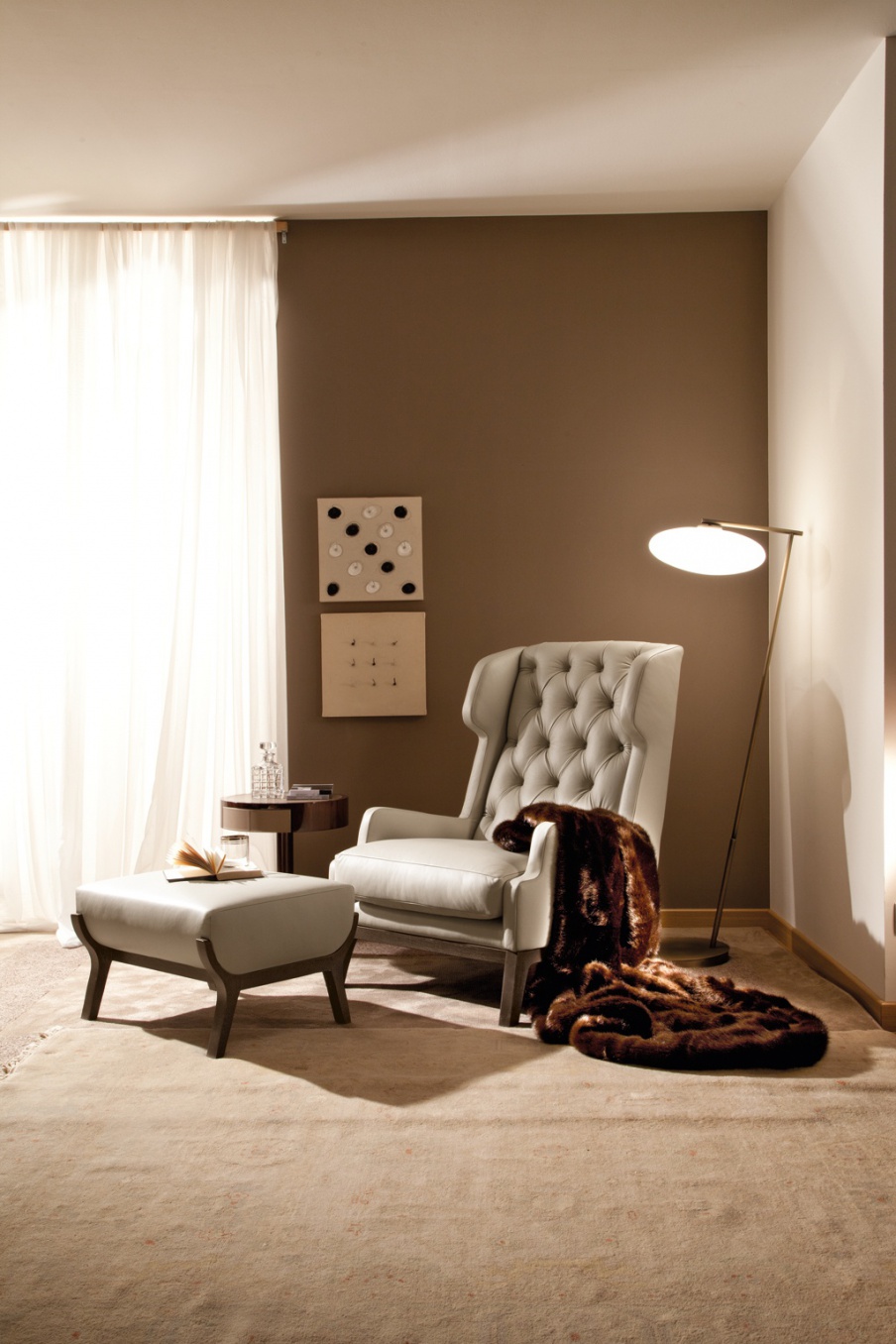 The high-backed chair DAVID MOBILIDEA