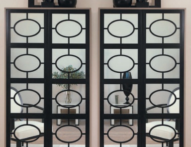 The mirror-fronted wardrobe Isabella Costantini