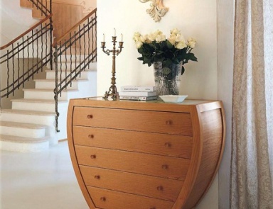 A chest of drawers made of solid wood, Filou - Porada