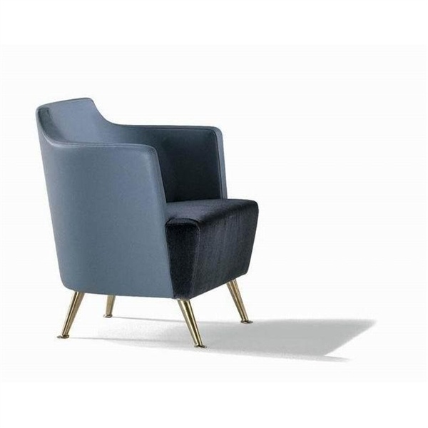Armchair on a steel frame upholstered in leather or fabric Jules, Moroso