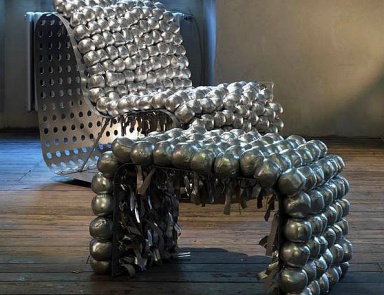 The chair on steel frame, Blow Up, Mussi