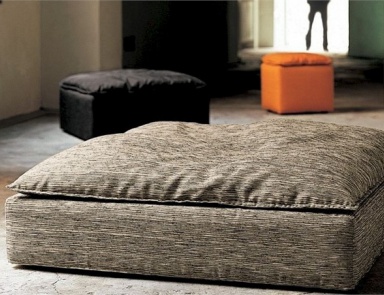 Poof on a frame of solid wood Papeete, Mussi