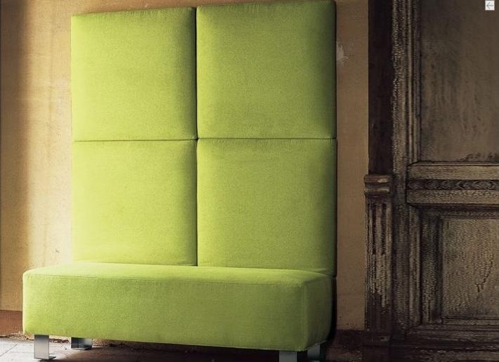 Bench on a frame of wood Block Panka, Mussi