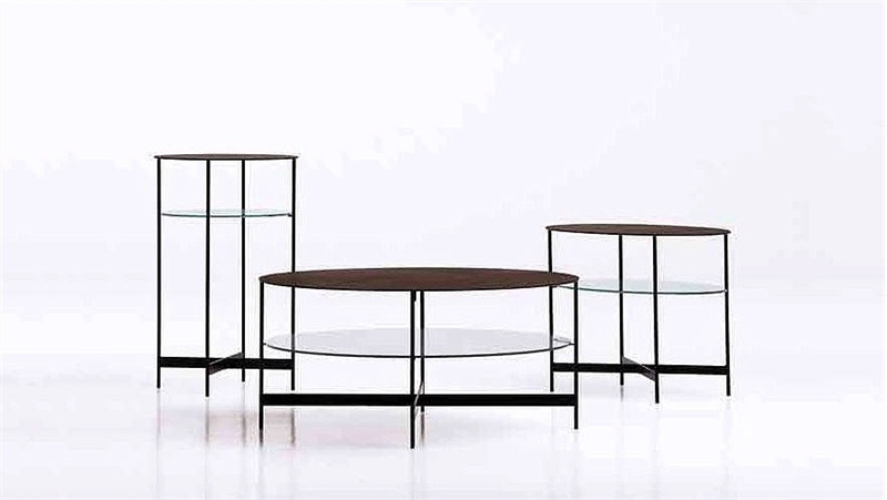 A coffee table on a steel frame What?, Mussi