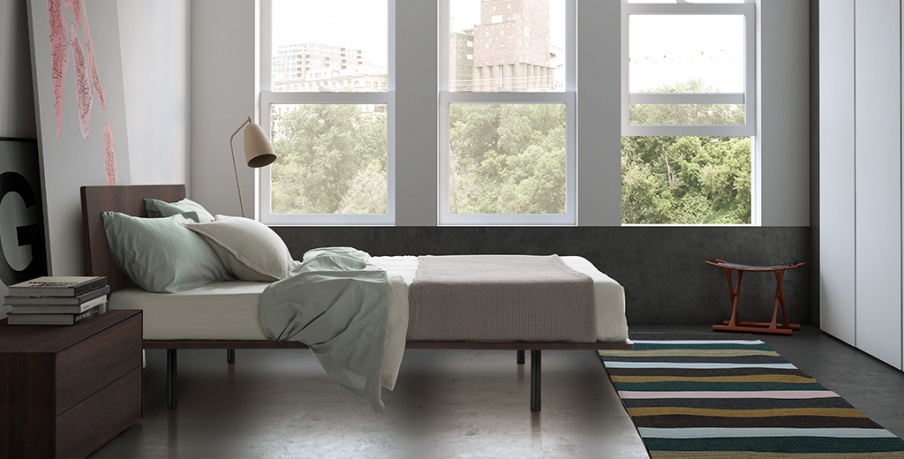 Bed with high headboard People A, Pianca 