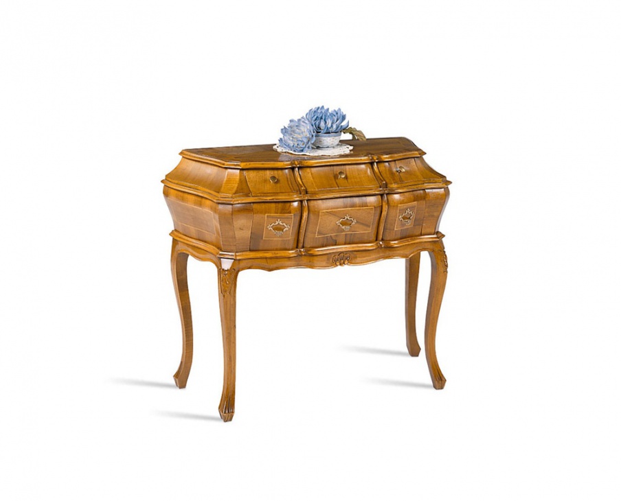 The console on elegant legs Laguna, Selva