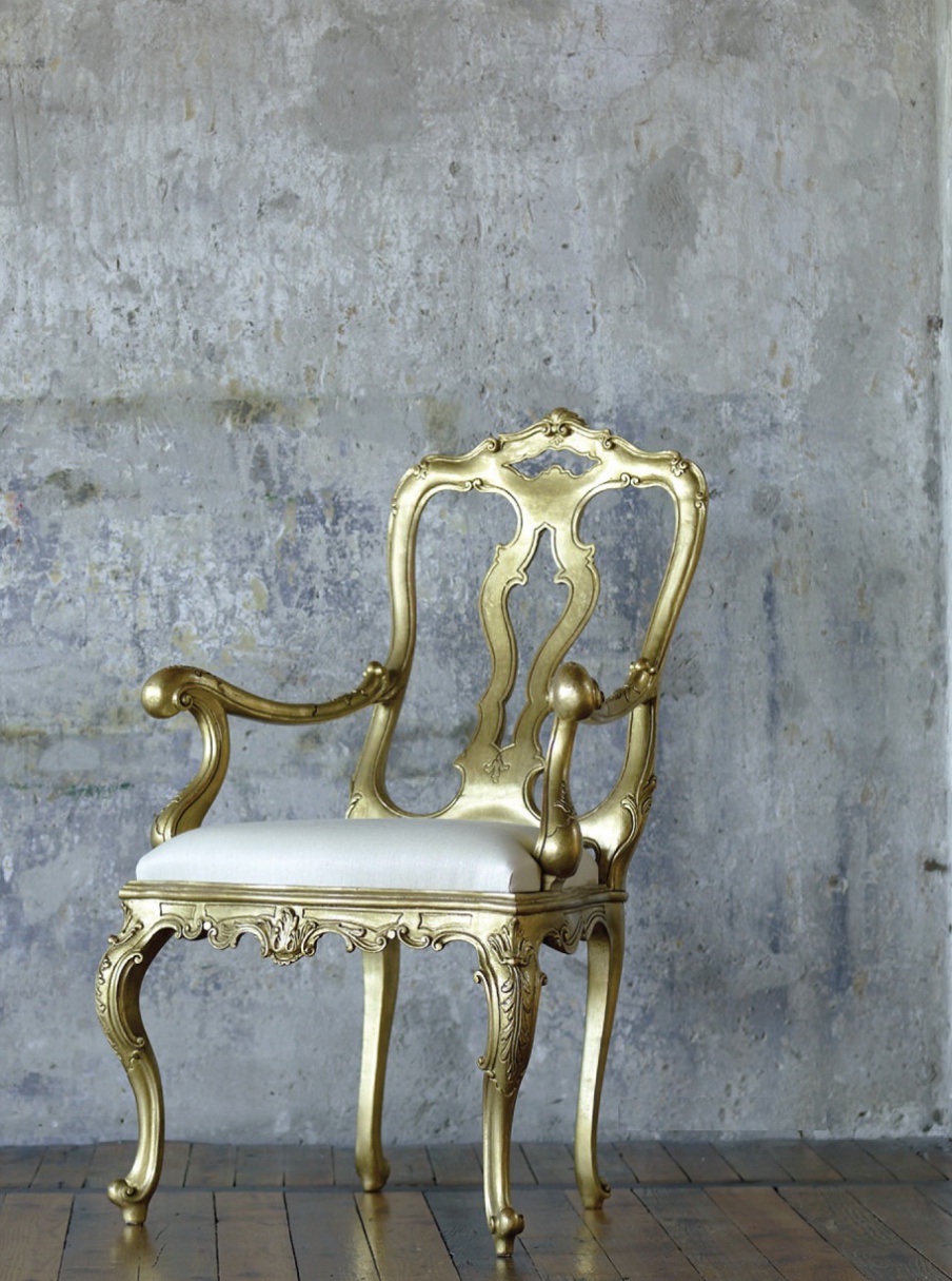 Chair with armrests made of solid wood, Chelini