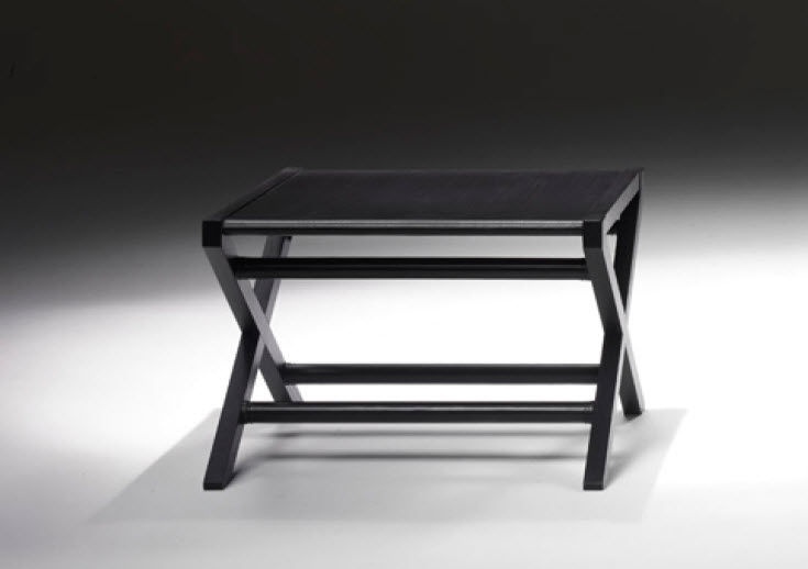 Coffee table from solid Emily, Flexform