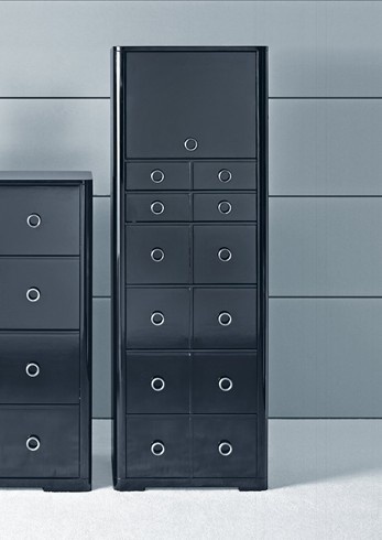 A chest of drawers made of MDF Ponte Vecchio, Flou