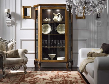 Showcase made of solid wood, PREGNO