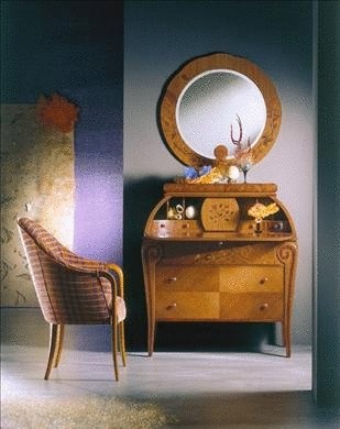 Bureau of solid walnut CO06, Carpanelli