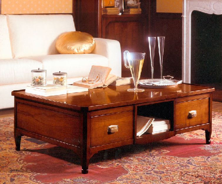 Coffee table, PREGNO