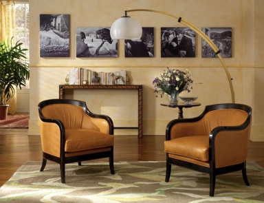 Chair in leather upholstery, PREGNO